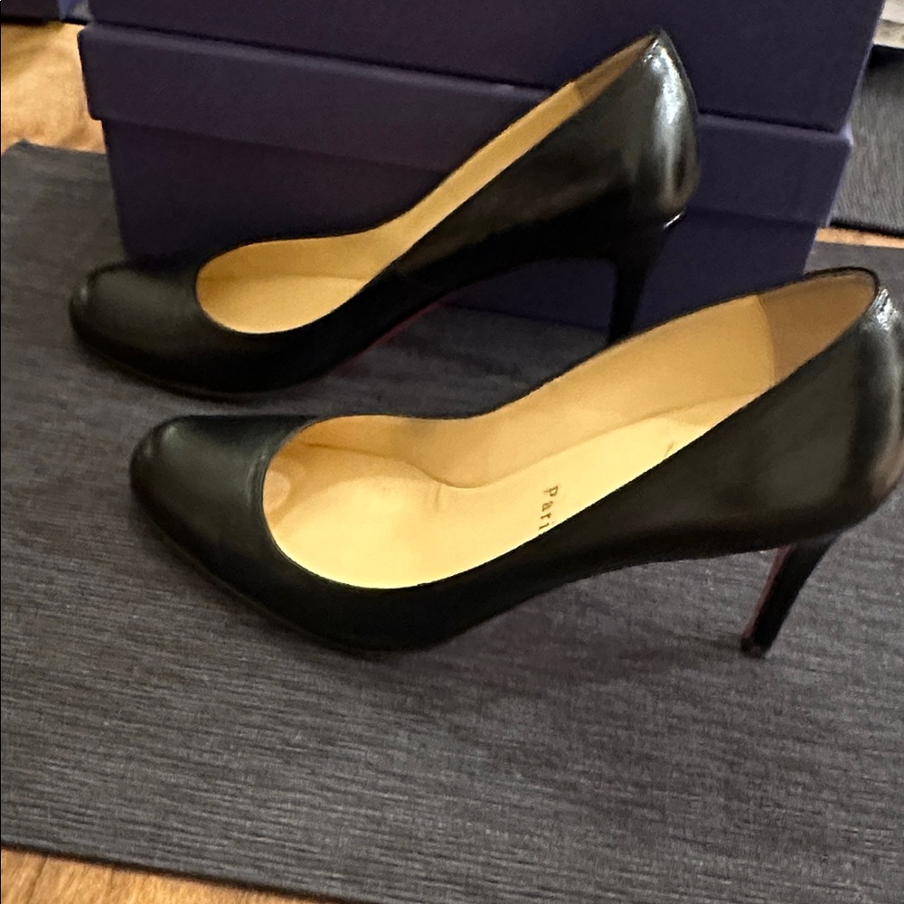 Christian Louboutin Black Simple Pump 85 Kid